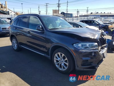 Czwarte zdjęcie samochodu z boku: 2016 BMW X5 SDRIVE35I VIN:5UXKR2C58G0R72150 - miniatura