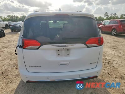Zdjęcie 6 z 14 samochodu: 2017 CHRYSLER PACIFICA LIMITED VIN:2C4RC1GG5HR835973 - miniatura