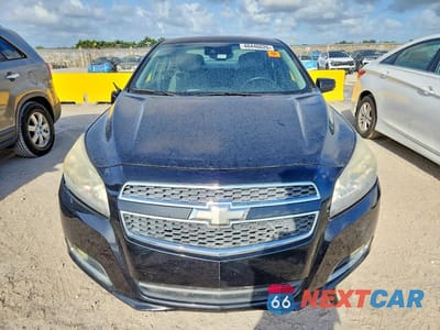 Piąte zdjęcie samochodu w środku: 2013 CHEVROLET MALIBU 2LT VIN:1G11E5SA0DF124807 - miniatura
