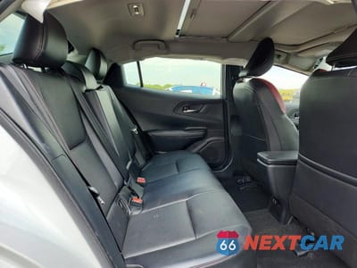 Zdjęcie 10 z 13 samochodu: 2023 TOYOTA PRIUS PRIME XSE VIN:JTDACACU3P3005086 - miniatura