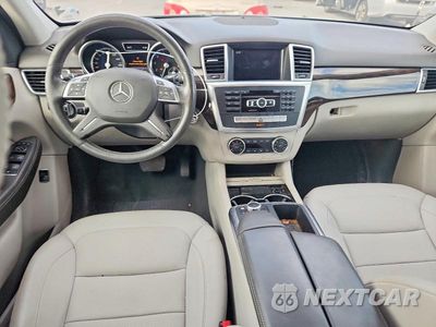 Zdjęcie 8 z 13 samochodu: 2015 MERCEDES-BENZ ML 350 4MATIC VIN:4JGDA5HB4FA599940 - miniatura