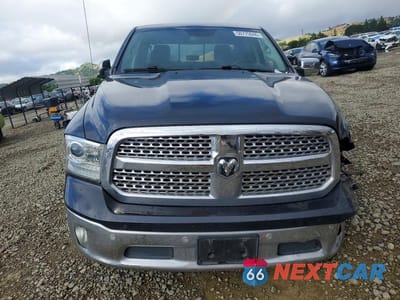 Piąte zdjęcie samochodu w środku: 2016 RAM 1500 LARAMIE VIN:1C6RR7VM4GS285325 - miniatura