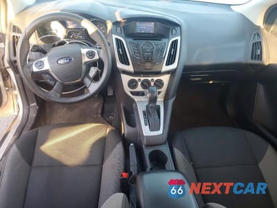 Zdjęcie 8 z 12 samochodu: 2014 FORD FOCUS VIN:1FADP3K23EL371971 - miniatura