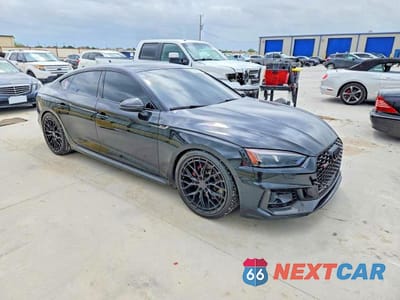 Czwarte zdjęcie samochodu z boku: 2019 AUDI RS5 VIN:WUACWCF59KA901531 - miniatura