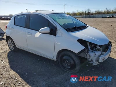Czwarte zdjęcie samochodu z boku: 2017 TOYOTA YARIS 5-DOOR LE VIN:VNKKTUD39HA076339 - miniatura
