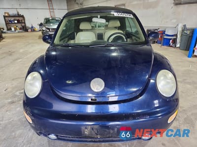 Piąte zdjęcie samochodu w środku: 2003 VOLKSWAGEN NEW BEETLE GLS VIN:3VWCK21Y43M325515 - miniatura