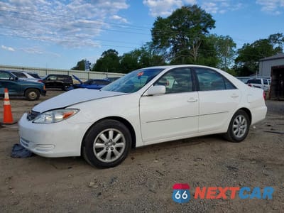 2002 TOYOTA CAMRY XLE V6 JTDBF30K720001725 - główne zdjęcie licytacji z USA - miniatura