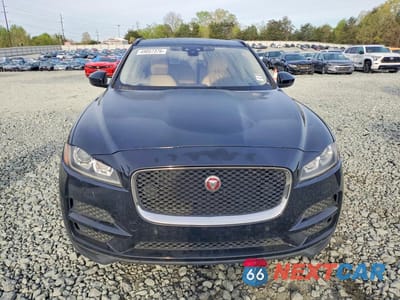 Piąte zdjęcie samochodu w środku: 2018 JAGUAR F-PACE PRESTIGE VIN:SADCK2FN2JA288285 - miniatura