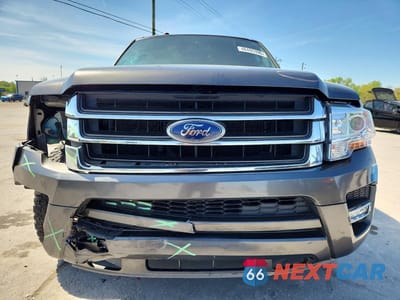 Piąte zdjęcie samochodu w środku: 2016 FORD EXPEDITION XLT VIN:1FMJU1HT7GEF38930 - miniatura