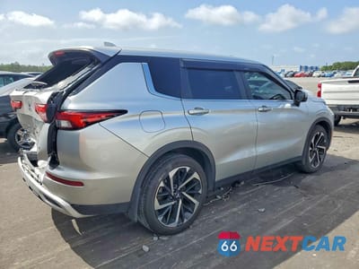 Trzecie zdjęcie samochodu z tyłu: 2023 MITSUBISHI OUTLANDER SE VIN:JA4J3UA85PZ016377 - miniatura