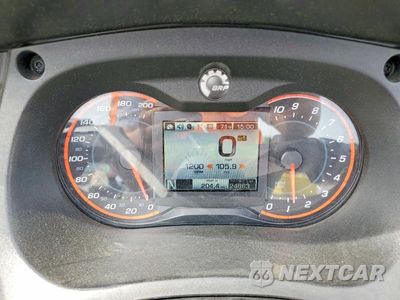 Zdjęcie 7 z 9 samochodu: 2017 CAN-AM SPYDER ROADSTER RT VIN:2BXNBDD21HV002674 - miniatura