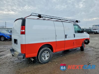 Trzecie zdjęcie samochodu z tyłu: 2018 CHEVROLET EXPRESS G3500 VIN:1GCZGGFG1J1234269 - miniatura
