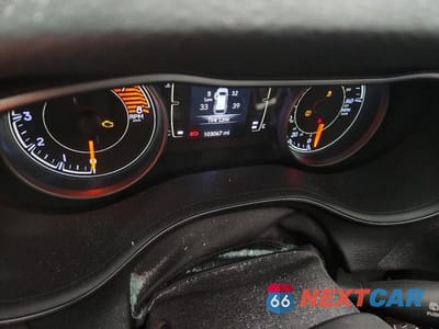 Zdjęcie 9 z 12 samochodu: 2019 JEEP CHEROKEE LATITUDE VIN:1C4PJLCX8KD222870 - miniatura