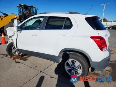 Drugie zdjęcie samochodu z przodu: 2016 CHEVROLET TRAX 1LT VIN:3GNCJPSB2GL187814 - miniatura