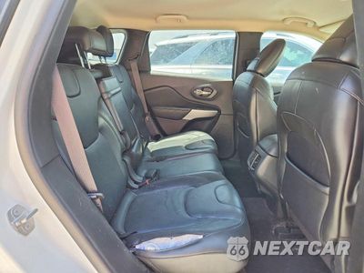 Zdjęcie 11 z 13 samochodu: 2017 JEEP CHEROKEE OVERLAND VIN:1C4PJLJS3HW617740 - miniatura
