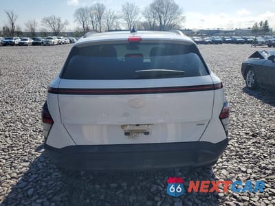 Zdjęcie 6 z 12 samochodu: 2025 HYUNDAI KONA SEL VIN:KM8HBCAB9SU338762 - miniatura