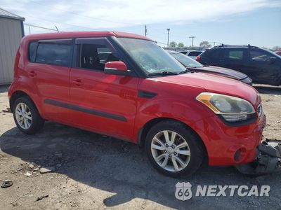 Czwarte zdjęcie samochodu z boku: 2013 KIA SOUL + VIN:KNDJT2A6XD7586990 - miniatura