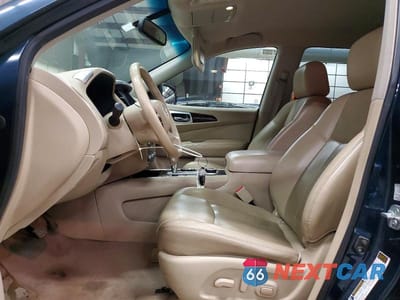 Zdjęcie 7 z 13 samochodu: 2015 NISSAN PATHFINDER SL VIN:5N1AR2MM5FC645667 - miniatura