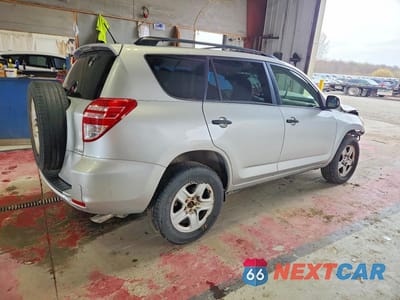 Trzecie zdjęcie samochodu z tyłu: 2012 TOYOTA RAV4 BASE VIN:2T3BF4DV8CW246301 - miniatura