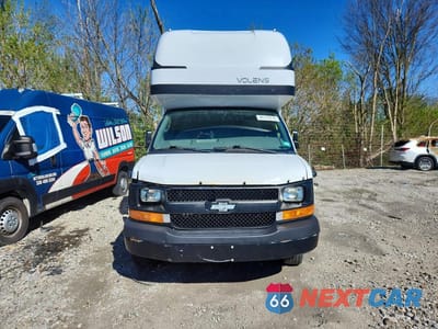 Piąte zdjęcie samochodu w środku: 2017 CHEV EXPRESS G3500 VIN:1GB0GRFF2H1118072 - miniatura