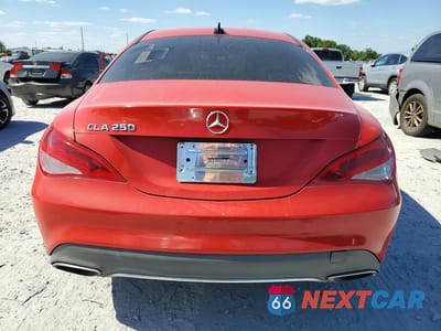 Zdjęcie 6 z 12 samochodu: 2018 MERCEDES-BENZ CLA 250 VIN:WDDSJ4EB3JN535650 - miniatura