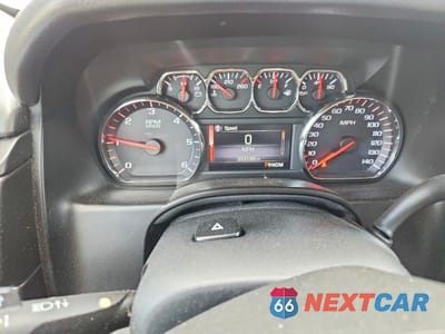 Zdjęcie 9 z 13 samochodu: 2015 GMC YUKON XL SLT VIN:1GKS1HKC9FR171673 - miniatura