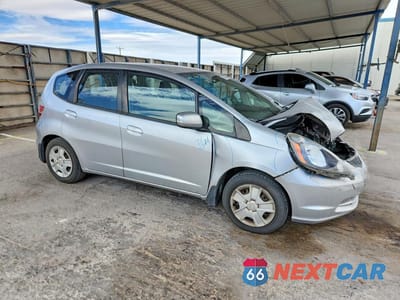 Czwarte zdjęcie samochodu z boku: 2013 HONDA FIT VIN:JHMGE8H39DC032168 - miniatura
