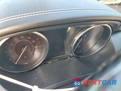 Zdjęcie 9 z 13 samochodu: 2020 JAGUAR E-PACE R-DYNAMIC SE VIN:SADFL2GX9L1009511 - miniatura