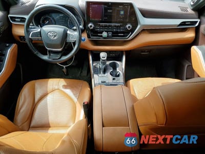 Zdjęcie 8 z 13 samochodu: 2020 TOYOTA HIGHLANDER HYBRID PLATINUM VIN:5TDEBRCH3LS002087 - miniatura