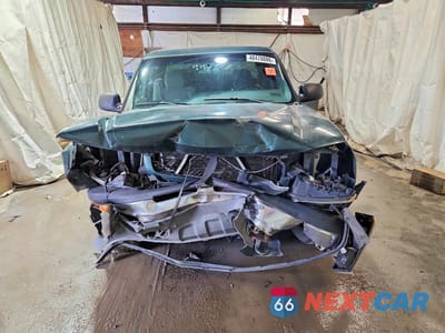 Piąte zdjęcie samochodu w środku: 2005 CHEVROLET SILVERADO C1500 VIN:2GCEC19V851207569 - miniatura