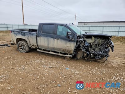 Czwarte zdjęcie samochodu z boku: 2022 CHEVROLET SILVERADO K2500 HEAVY DUTY LTZ VIN:1GC4YPEY2NF297004 - miniatura