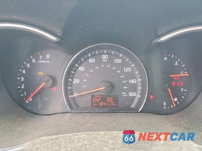 Zdjęcie 9 z 12 samochodu: 2014 KIA SORENTO LX VIN:5XYKT4A62EG481039 - miniatura