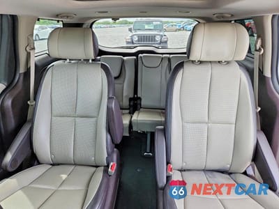 Zdjęcie 10 z 13 samochodu: 2016 KIA SEDONA LIMITED VIN:KNDME5C11G6131708 - miniatura