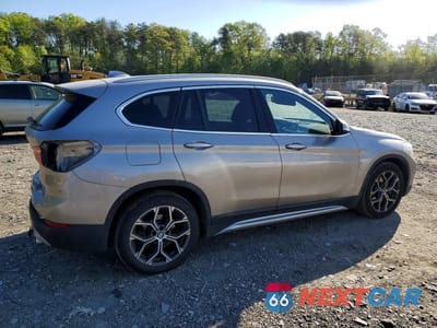 Trzecie zdjęcie samochodu z tyłu: 2021 BMW X1 XDRIVE28I VIN:WBXJG9C05M5S81031 - miniatura