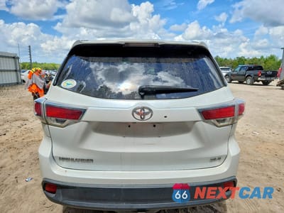Zdjęcie 6 z 14 samochodu: 2016 TOYOTA HIGHLANDER XLE VIN:5TDKKRFH8GS145556 - miniatura