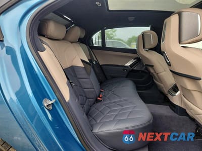 Zdjęcie 10 z 12 samochodu: 2024 BMW 760 XI VIN:WBA33EJ07RCR42720 - miniatura