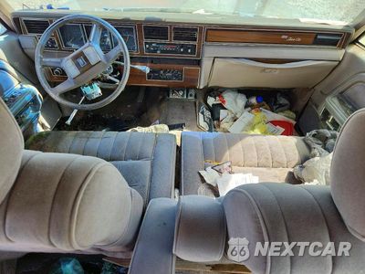 Zdjęcie 8 z 12 samochodu: 1988 LINCOLN TOWN CAR VIN:1LNBM81F9JY623243 - miniatura