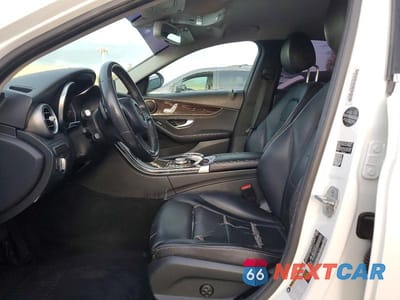 Zdjęcie 7 z 12 samochodu: 2015 MERCEDES-BENZ C 300 VIN:55SWF4JB9FU051232 - miniatura