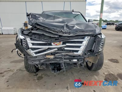 Piąte zdjęcie samochodu w środku: 2019 CADILLAC ESCALADE LUXURY VIN:1GYS3BKJ5KR186189 - miniatura