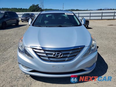 Piąte zdjęcie samochodu w środku: 2013 HYUNDAI SONATA LIMITED VIN:5NPEC4AC2DH538298 - miniatura