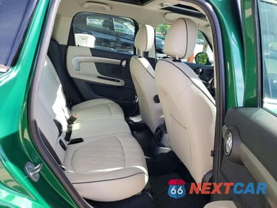 Zdjęcie 10 z 12 samochodu: 2023 MINI COOPER S COUNTRYMAN VIN:WMZ53BR01P3P79963 - miniatura