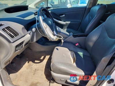 Zdjęcie 7 z 12 samochodu: 2010 TOYOTA PRIUS IV VIN:JTDKN3DUXA1299050 - miniatura