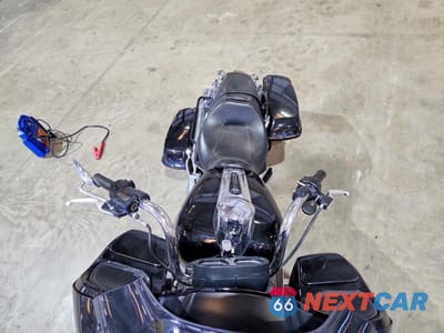 Piąte zdjęcie samochodu w środku: 2021 HARLEY DAVIDSON FLTRX VIN:1HD1KHC15MB618022 - miniatura