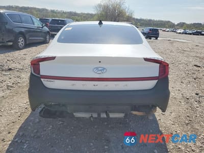 Zdjęcie 6 z 13 samochodu: 2021 HYUNDAI SONATA SE VIN:5NPEG4JA1MH075184 - miniatura