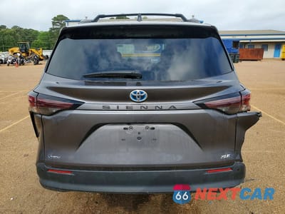 Zdjęcie 6 z 14 samochodu: 2025 TOYOTA SIENNA XLE 8-PASSENGER VIN:5TDYRKEC1SS257109 - miniatura