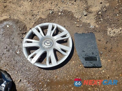 Zdjęcie 12 z 13 samochodu: 2012 MAZDA MAZDA2 VIN:JM1DE1KY3C0144688 - miniatura