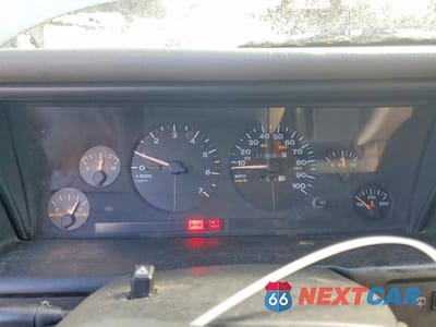 Zdjęcie 9 z 12 samochodu: 1995 JEEP GRAND CHEROKEE LAREDO VIN:1J4GZ58S8SC563817 - miniatura