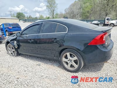 Drugie zdjęcie samochodu z przodu: 2013 VOLVO S60 T5 VIN:YV1612FH4D1208585 - miniatura