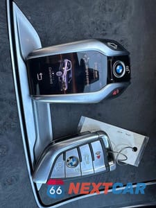 Zdjęcie 14 z 14 samochodu: 2019 BMW X7 XDRIVE40I VIN:5UXCW2C59KL080798 - miniatura