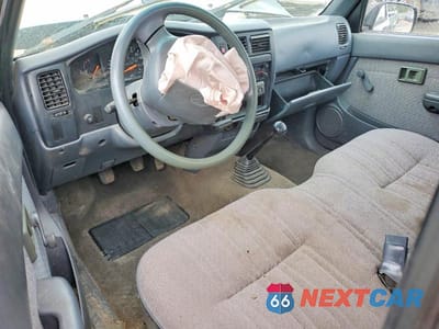 Zdjęcie 8 z 12 samochodu: 1996 TOYOTA TACOMA BASE VIN:4TANL42N0TZ180279 - miniatura